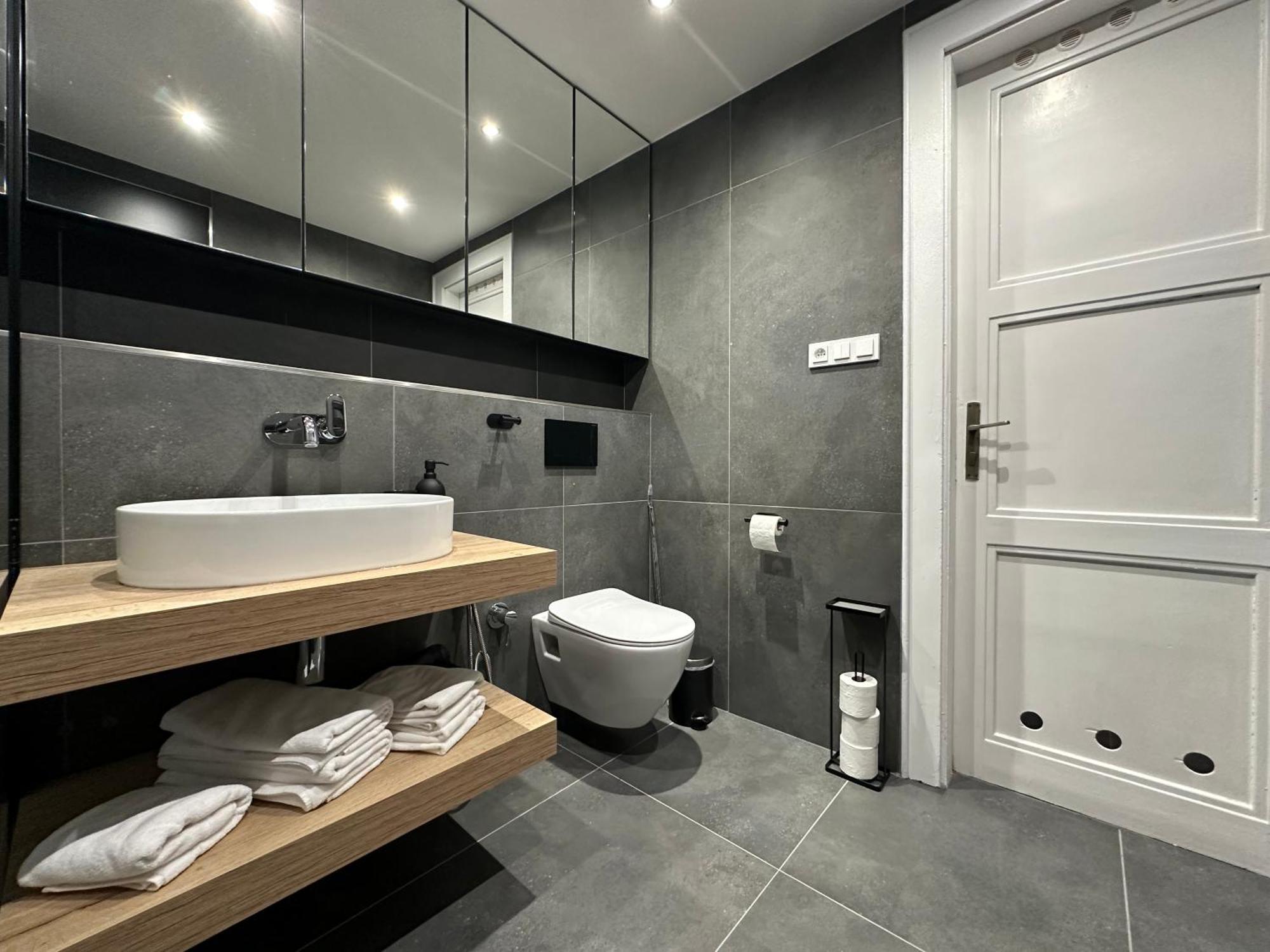 Botanique Rooms With Sauna By Homester Brno Exterior foto